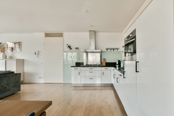 Medium property photo - Johan Hofmanstraat 321, 1069 KD Amsterdam